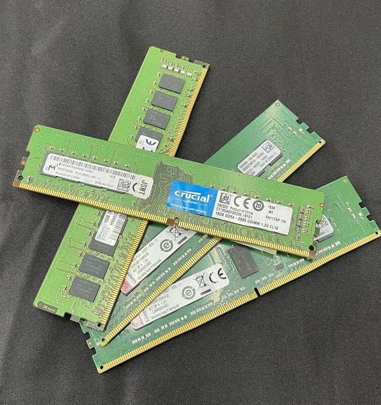 DDR4・DDR5メモリの単体写真